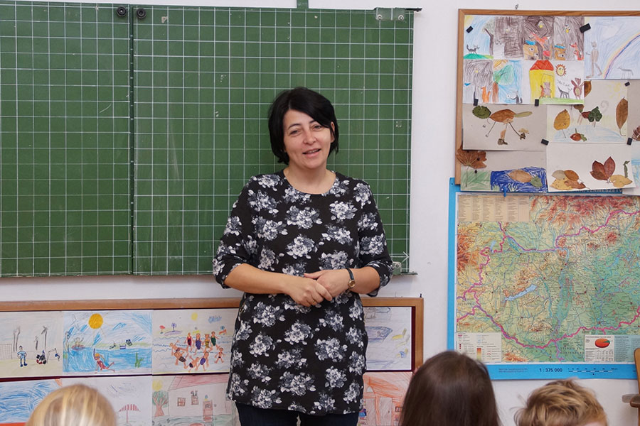 Kollarne Szeles Edit