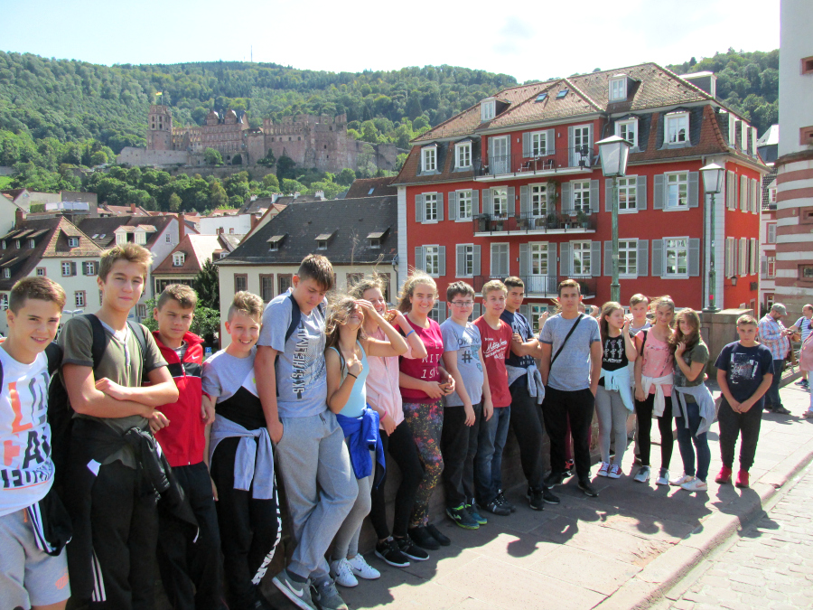 Mohacsrol Bensheimba 01 900