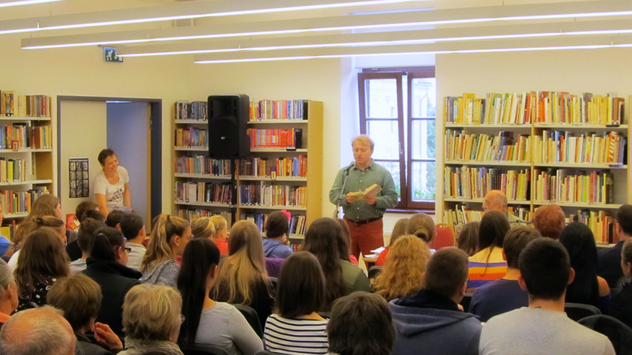 rendhagyo irodalom 01