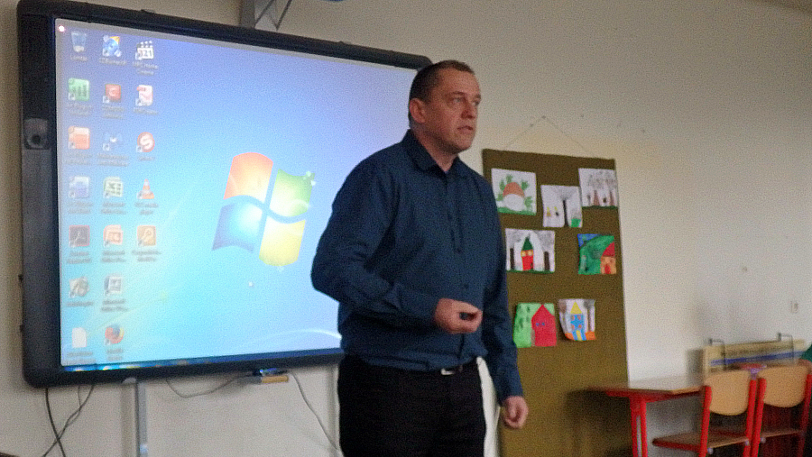 A meghívott előadó Molnár-Gál Béla volt, a kazincbarcikai Don Bosco Szakiskola igazgatója. lelkinap a neriben 2017 dec 02