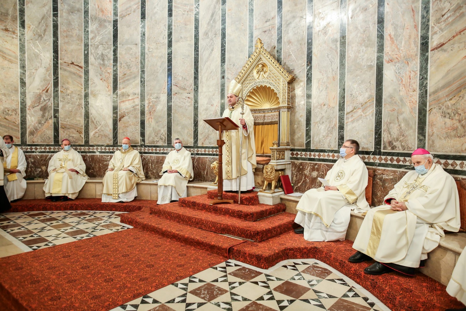 MK LA puspokszenteles 92