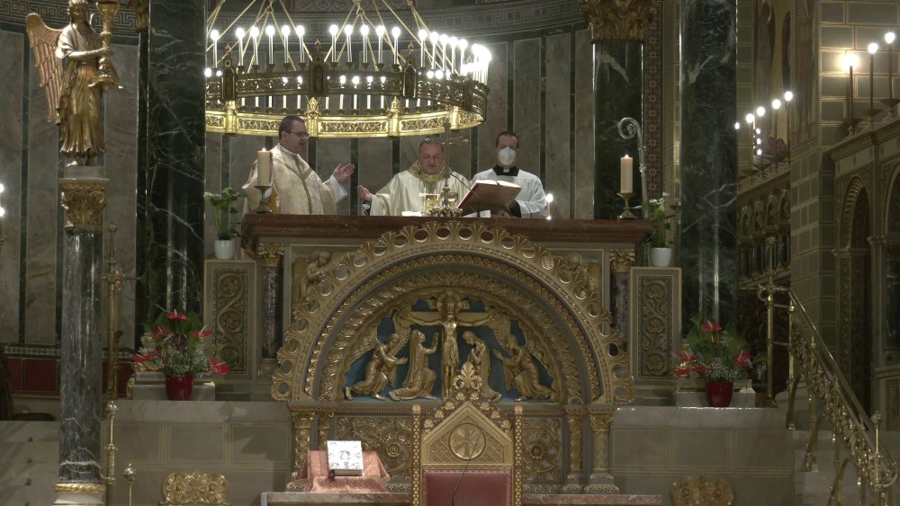 2021.06.06 Úrnapja Pécsi Székesegyház Egyedi