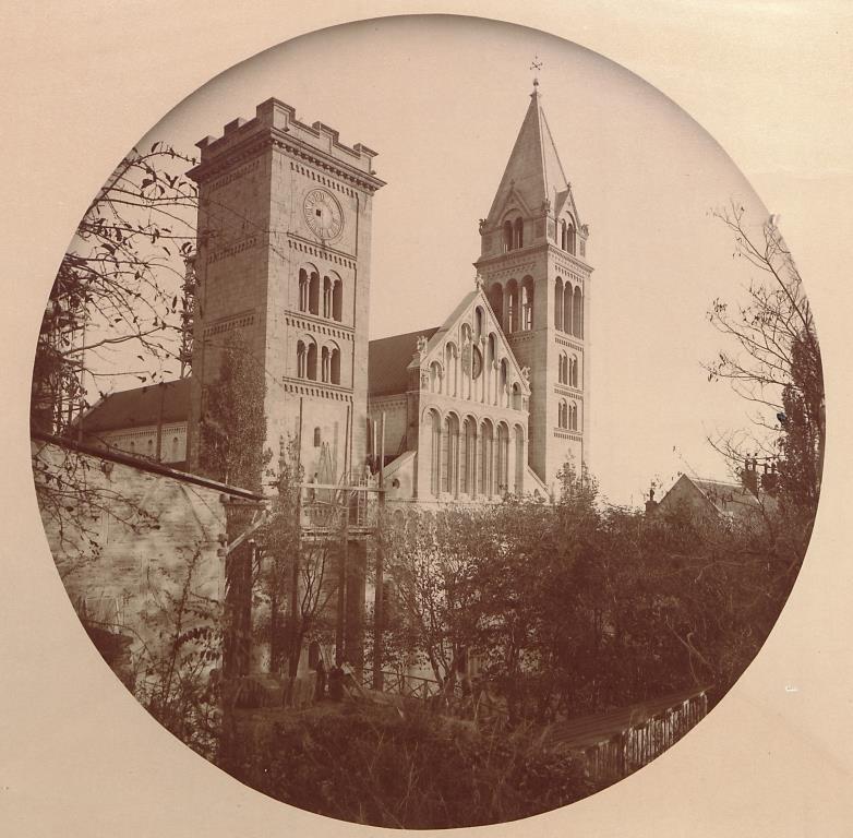 szekesegyhaz felemas