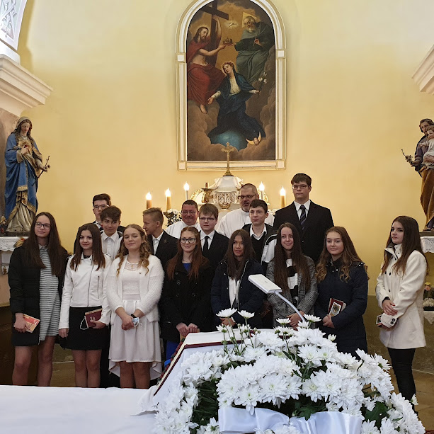 Bérmálkozók Bölcskén DFP