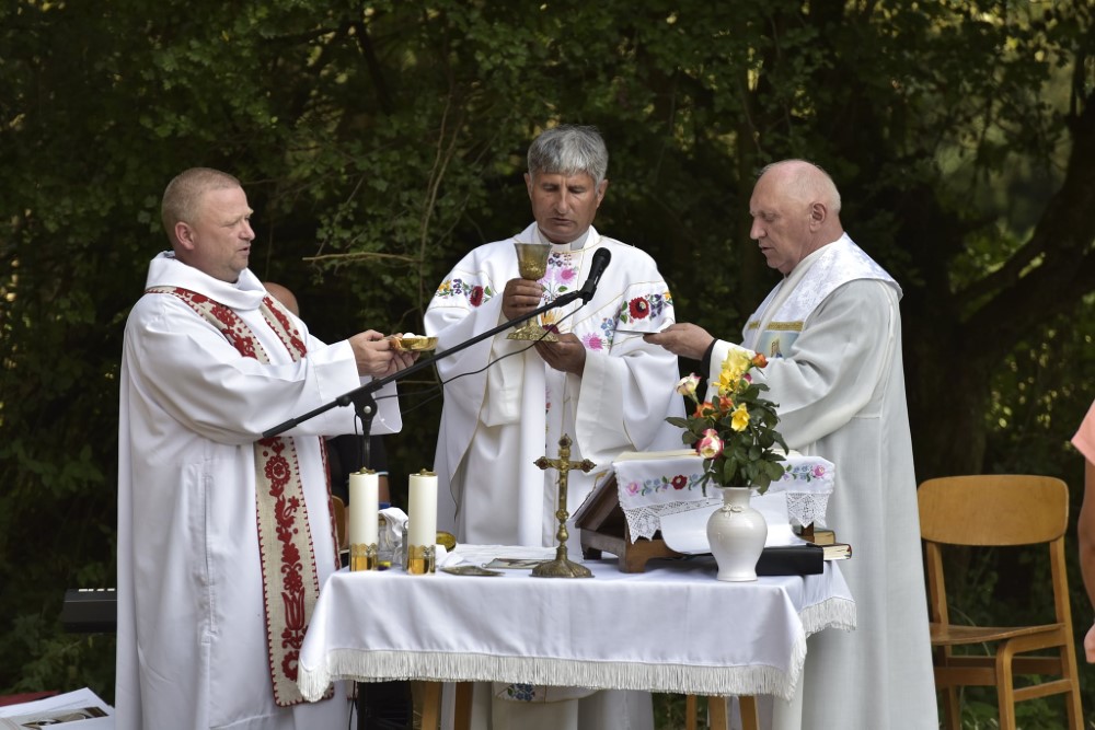 Papdi kápolna 1 Egyedi