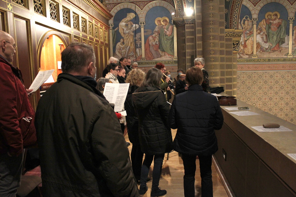 Advent2 3 szerda korus a