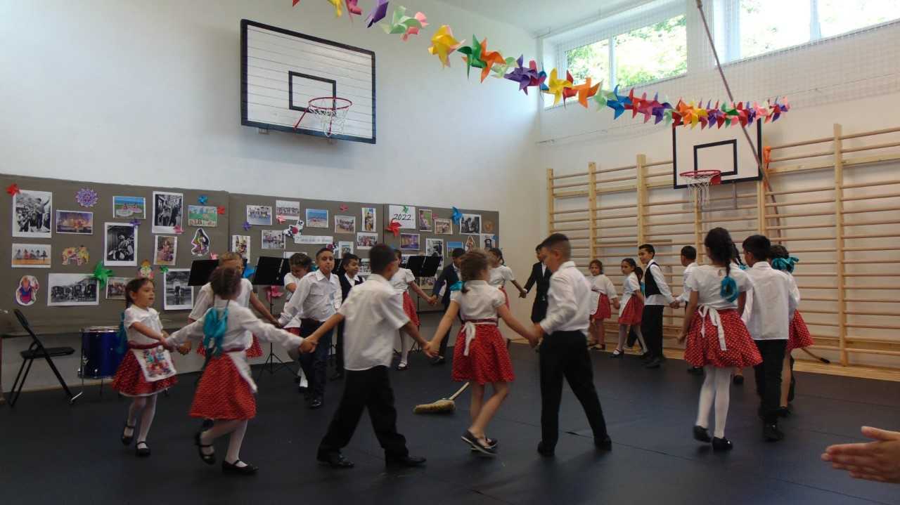 Cigány nemzetiségi nap2