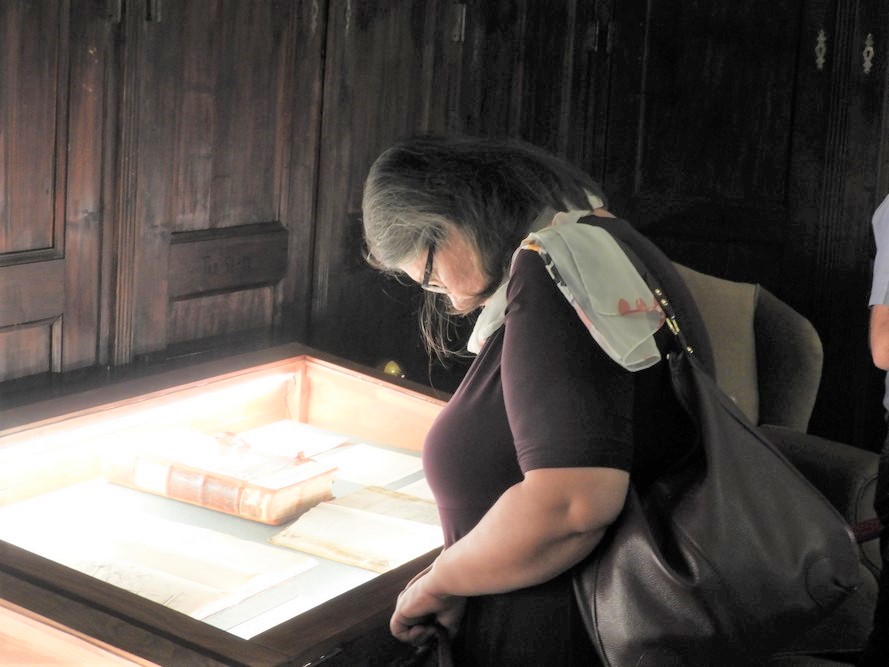 Leveltar kiallitas 038