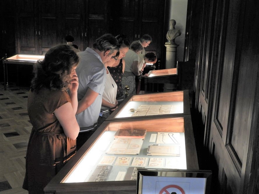 Leveltar kiallitas 043