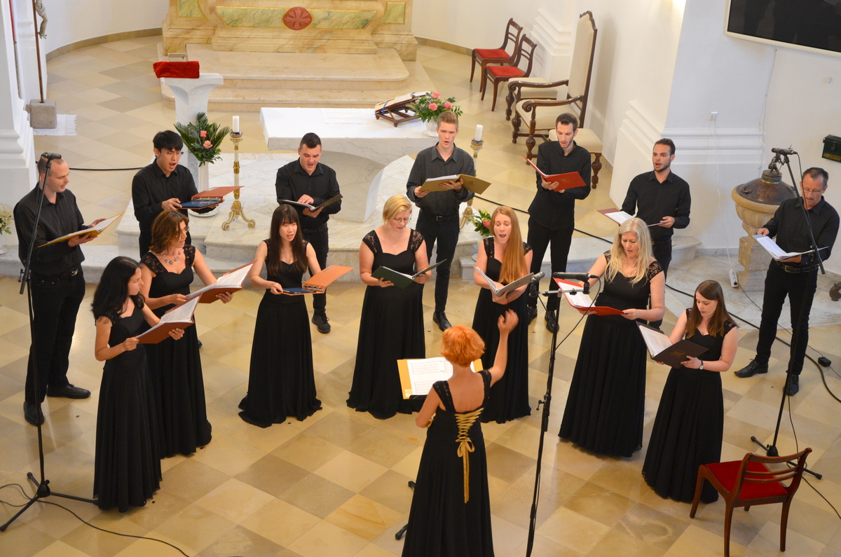 Capella Q.Kamarakórus dec