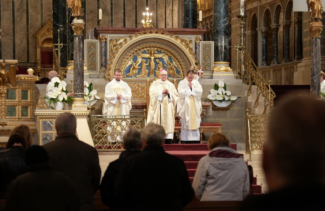 Elhunyt puspokok 2023 01