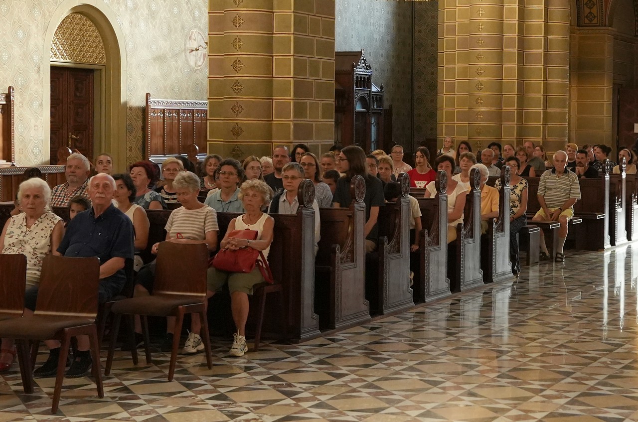 Szent Istvan kiraly szentmise 09