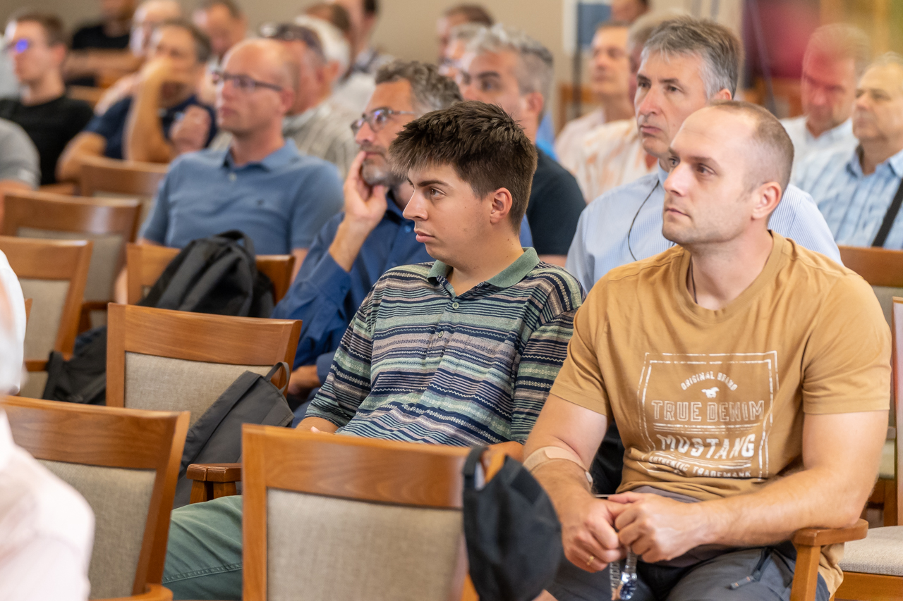 Ferfitalalkozo Pecs szept 11