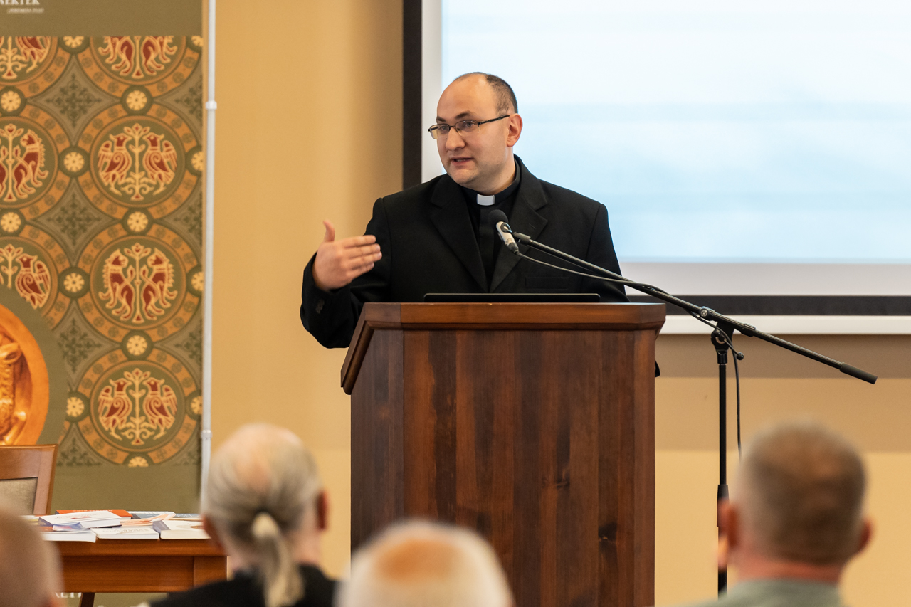 Ferfitalalkozo Pecs szept 16