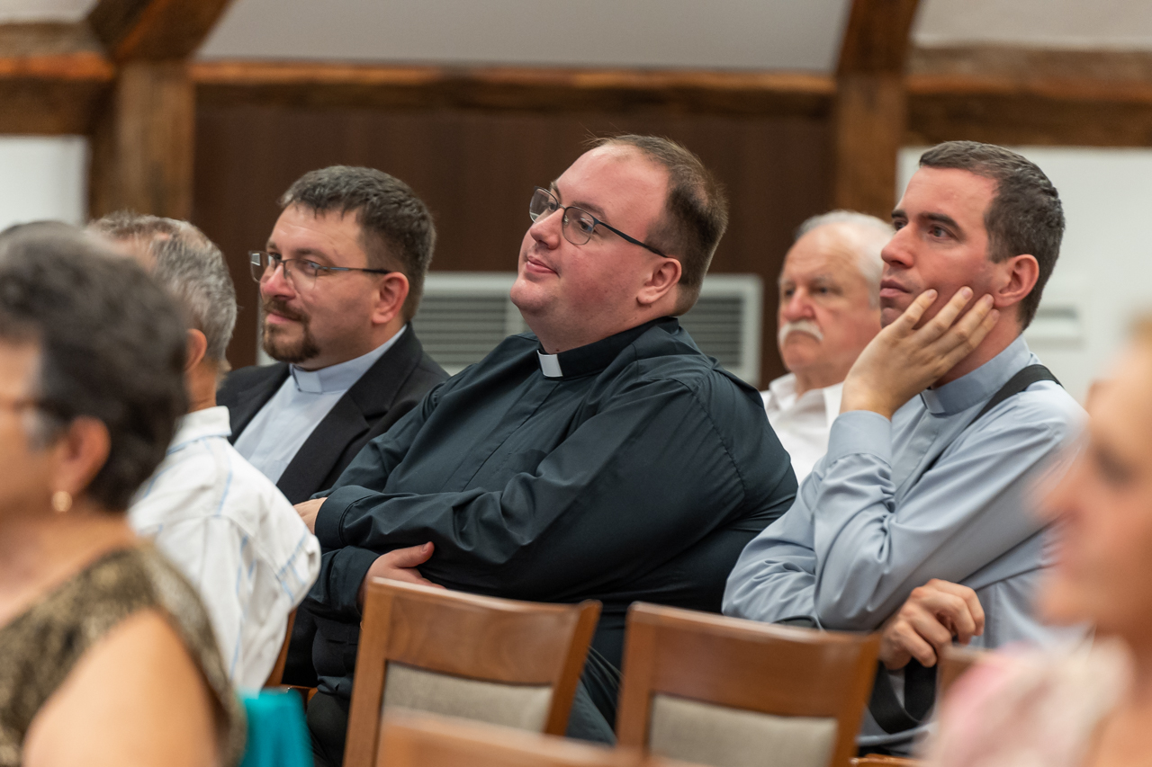 Szabadegyetem szept 03