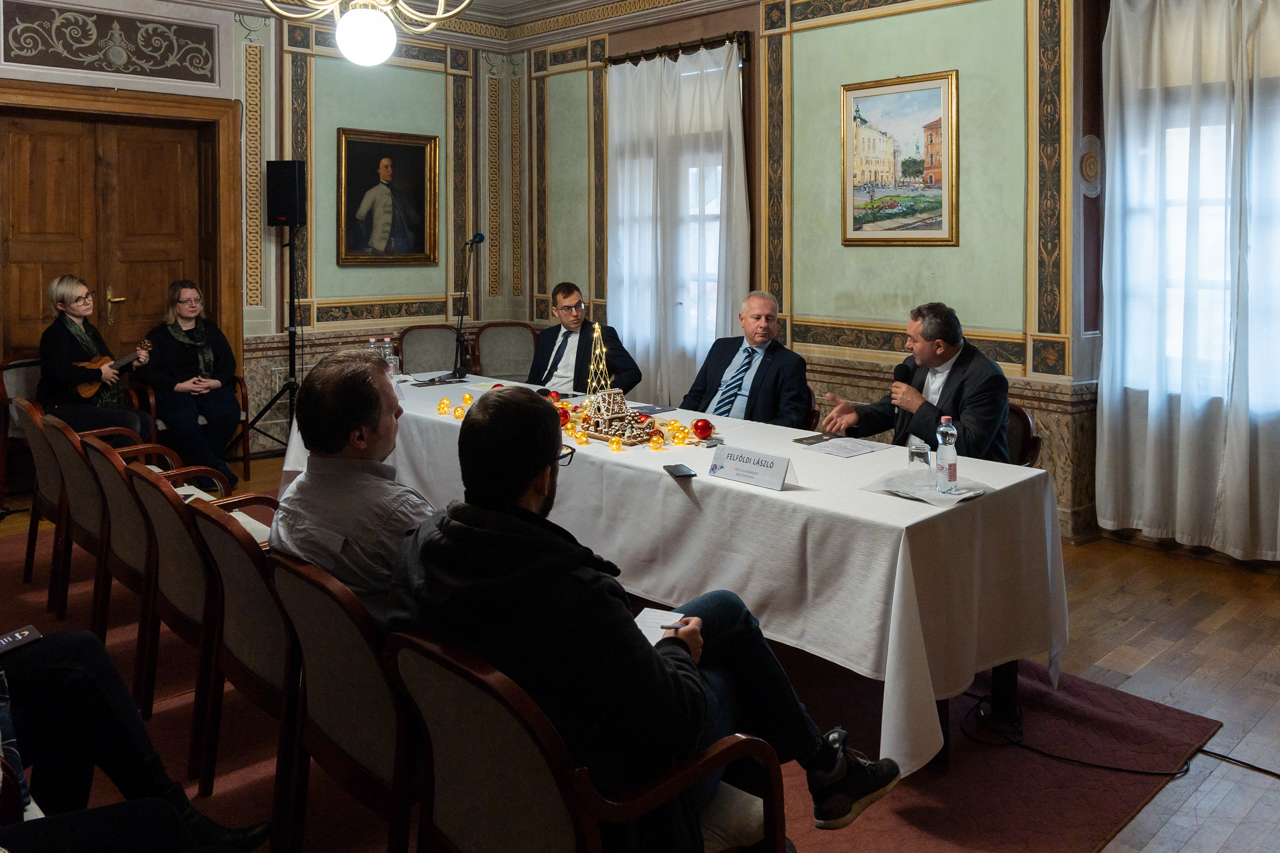 2023 11 advent sajto 21