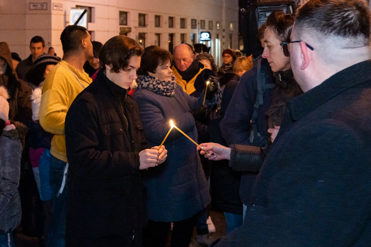 2023 12 23 szallast keres 30