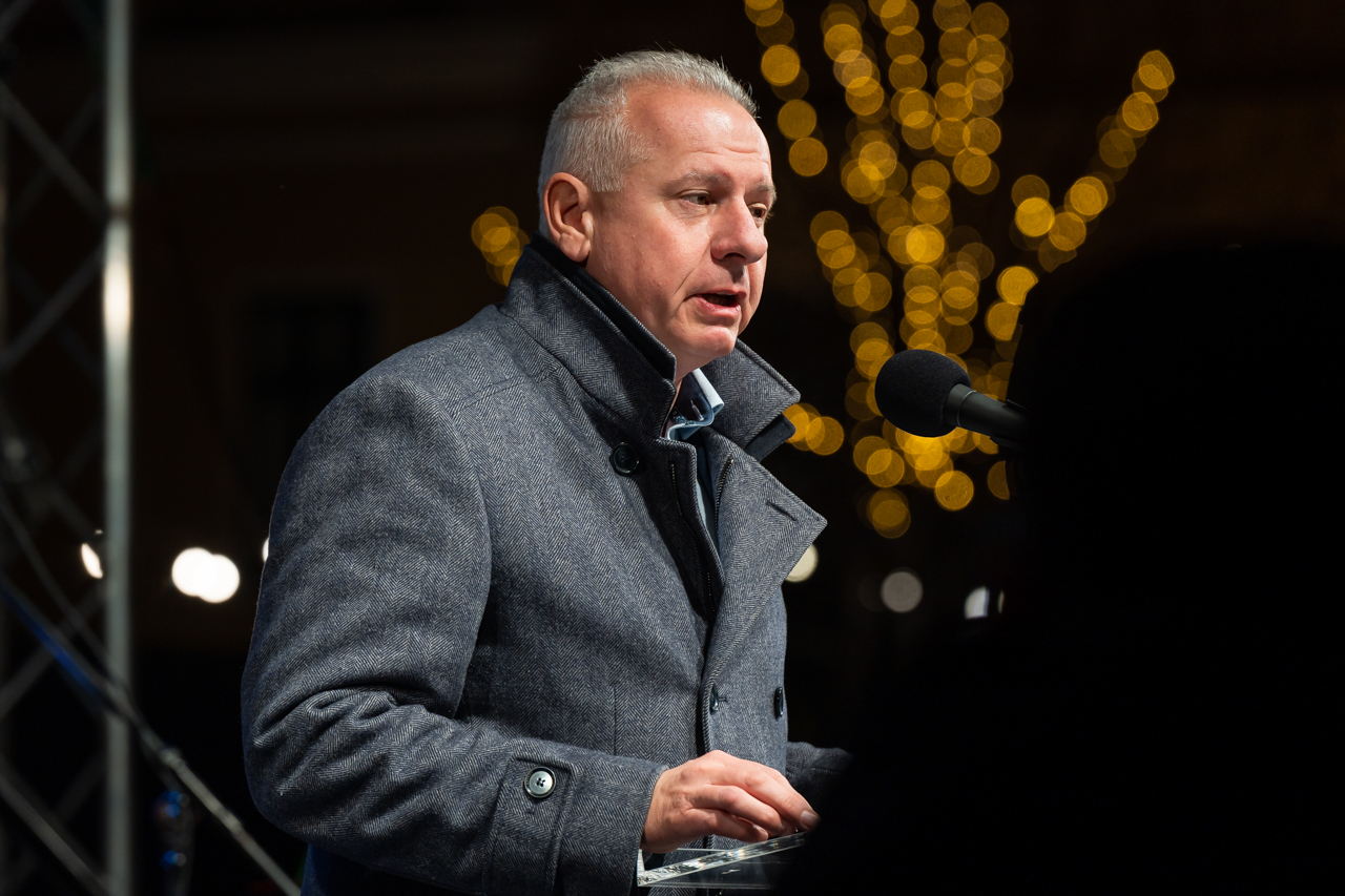 2023 12 szechenyi ter advent kezdes 03