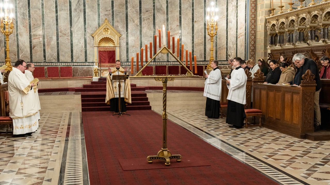 2024 03 27 sotetzsolozsma 26