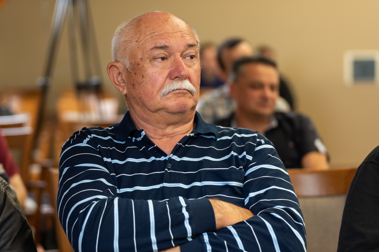 2024 04 05 ferfitalalkozok 18