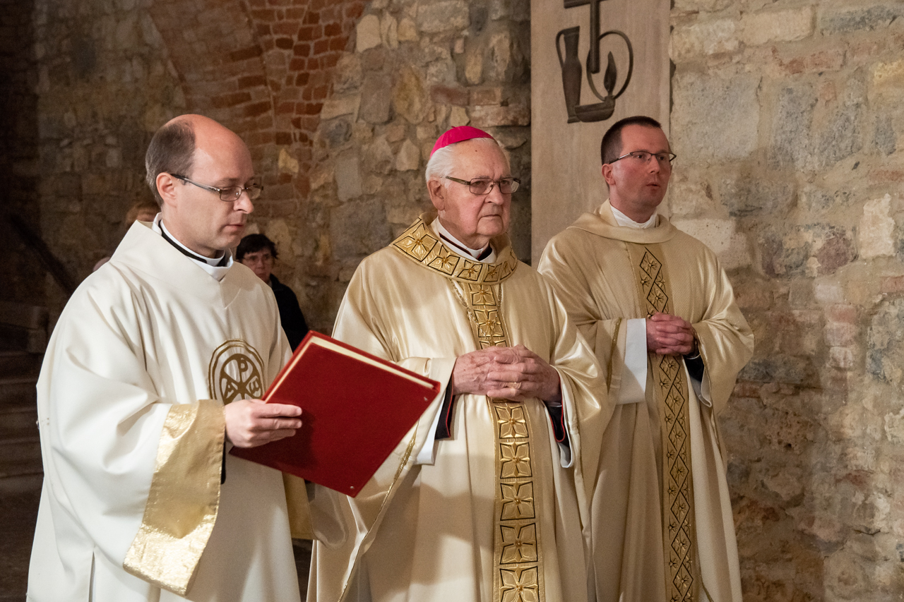 2024 04 12 elhunyt puspokok 39