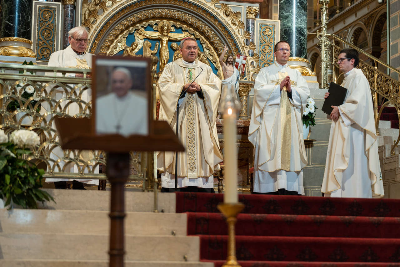 2025 04 24 ferenc papaert 10