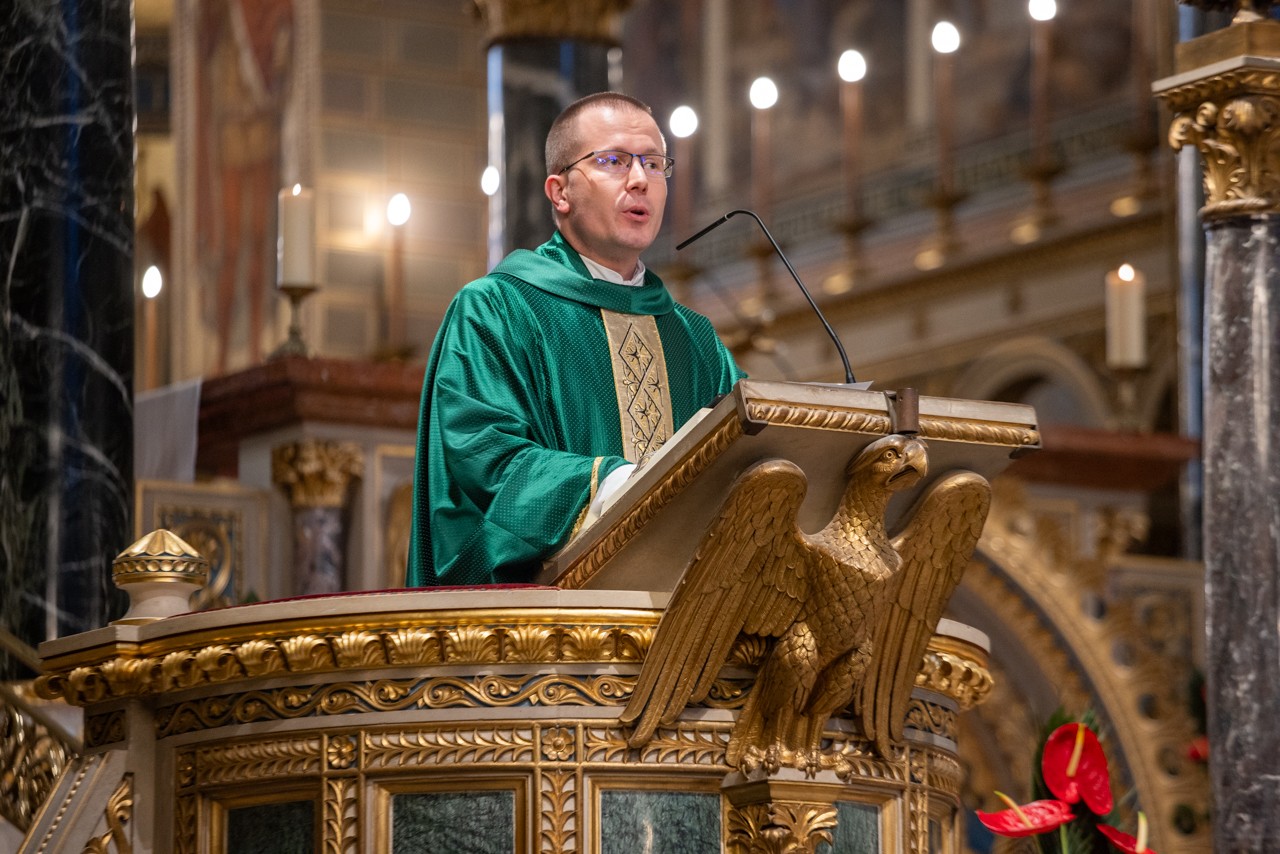 hitoktatoi tedeum017