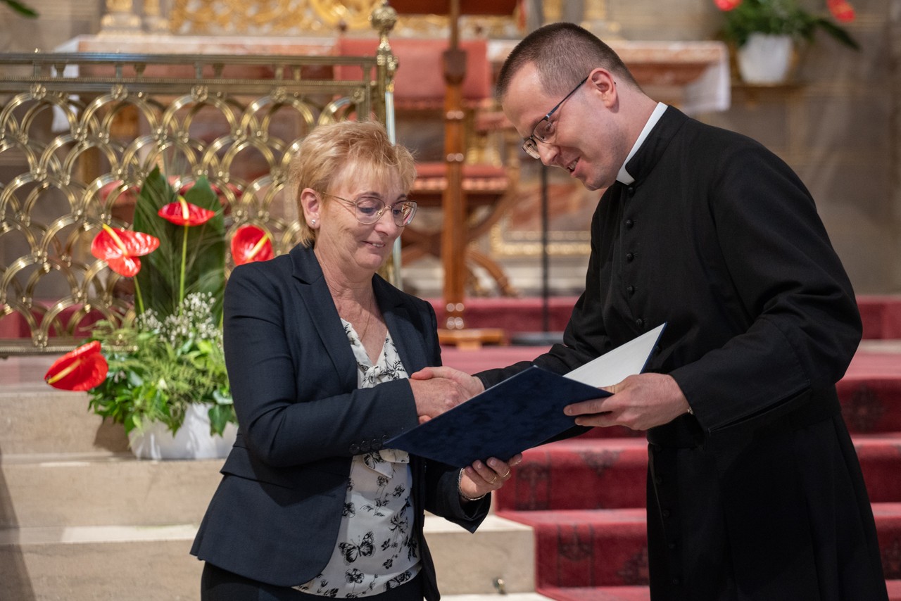 hitoktatoi tedeum101