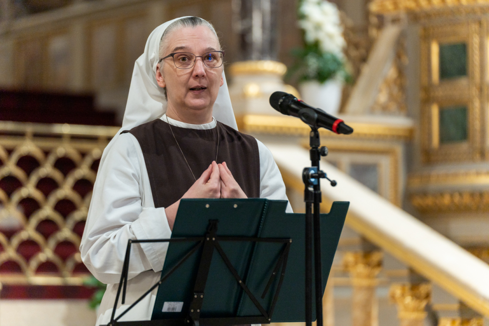 847 2024 10 27 rozsaeso 16