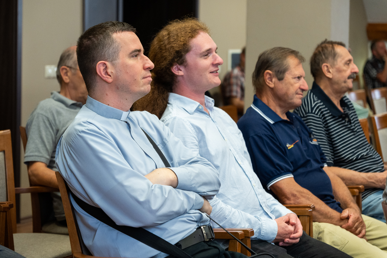 2025 09 19 ferfitalalkozo pecs 04