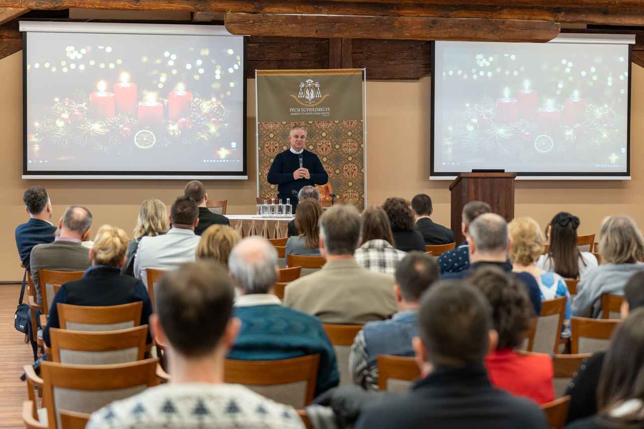 2025 12 22 hivatali karacsony 05