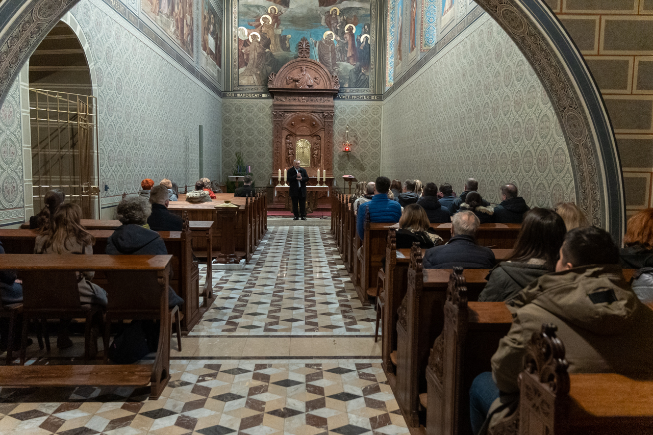 2025 12 22 hivatali karacsony 12