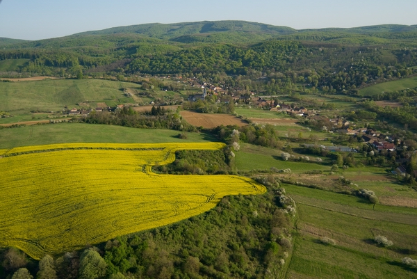 Baranyai táj aprófaluval (Fotó: Horváth Gábor)
