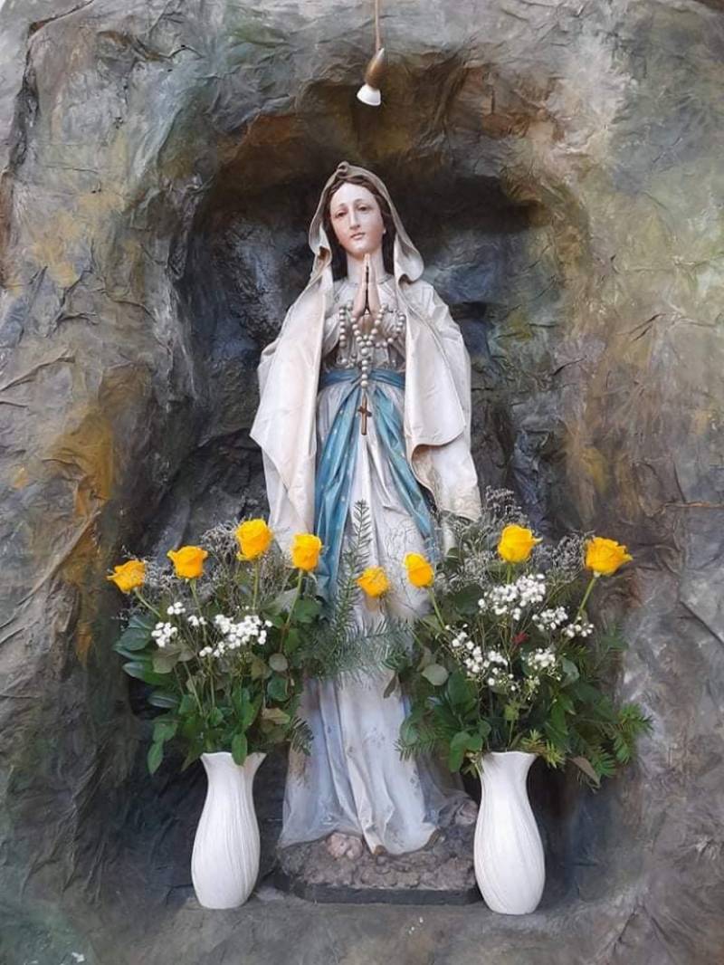 kakasd_lourdes_barlang.jpg