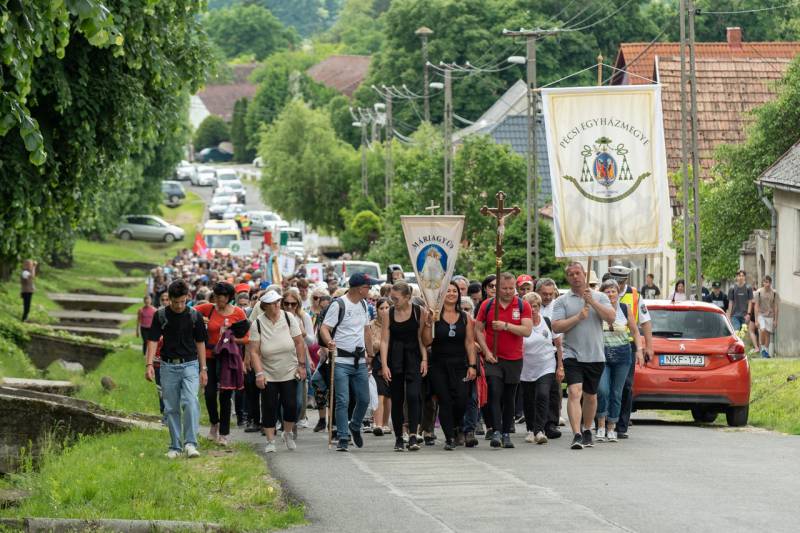 2025_05_10_mariagyud_zarandoklat_120.jpg