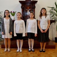 4. b lányok Szent Mór Iskolaközpont, felkészítő tanár: Sós Csilla